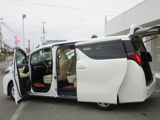 TOYOTA ALPHARD 2020 Image 31
