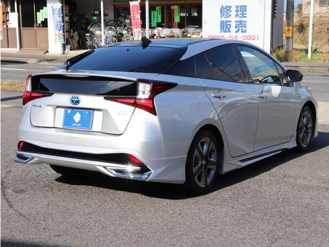 TOYOTA PRIUS 2019 Image 31