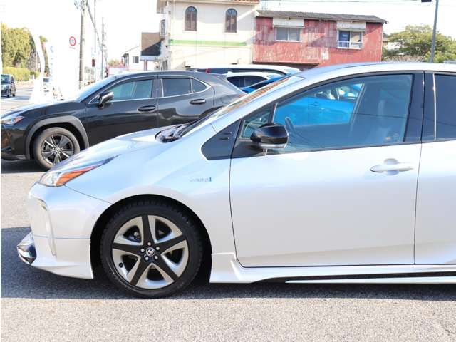 TOYOTA PRIUS 2019 Image 31