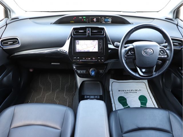 TOYOTA PRIUS 2019 Image 31