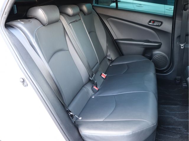 TOYOTA PRIUS 2019 Image 31