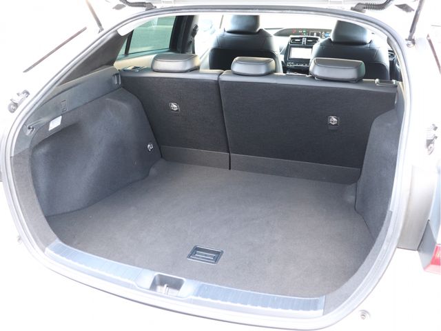 TOYOTA PRIUS 2019 Image 31