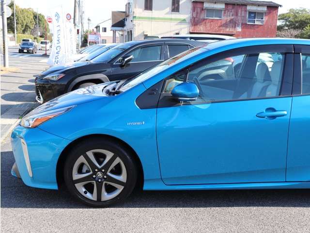 TOYOTA PRIUS 2019 Image 31