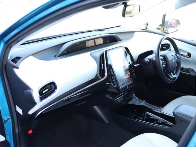 TOYOTA PRIUS 2019 Image 31