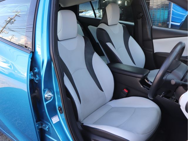 TOYOTA PRIUS 2019 Image 31