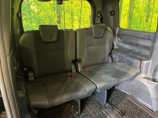 TOYOTA VOXY HYBRID 2021 Image 31