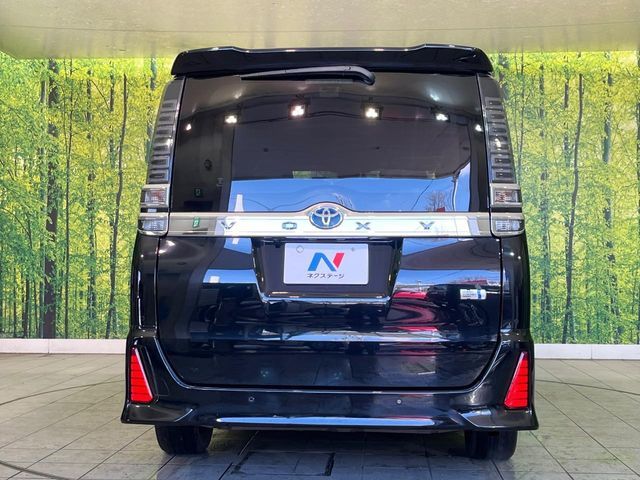 TOYOTA VOXY HYBRID 2021 Image 31