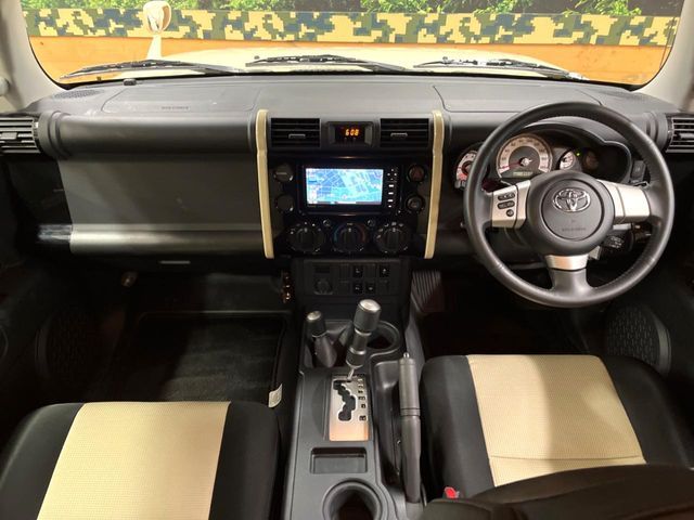 TOYOTA FJ CRUISER 4WD 2017 Image 31