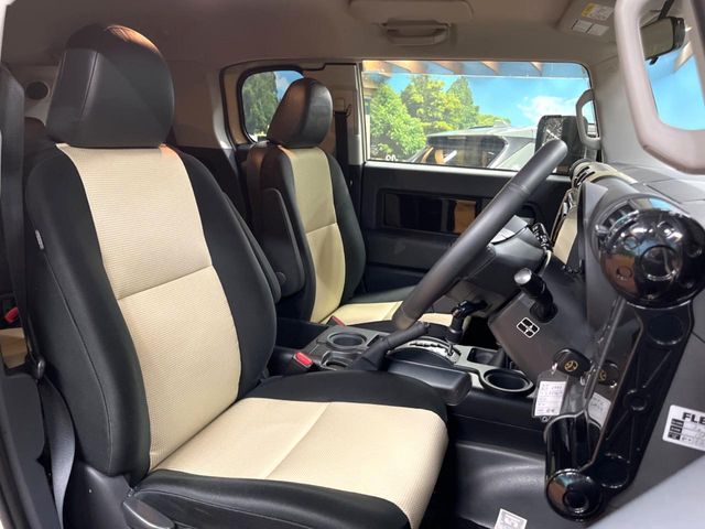 TOYOTA FJ CRUISER 4WD 2017 Image 31