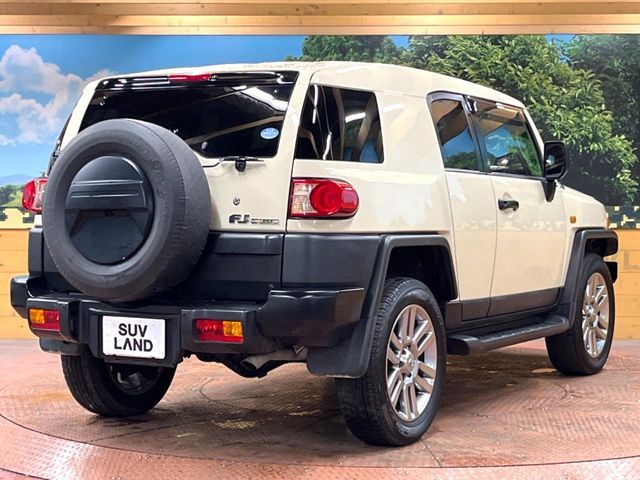 TOYOTA FJ CRUISER 4WD 2017 Image 31
