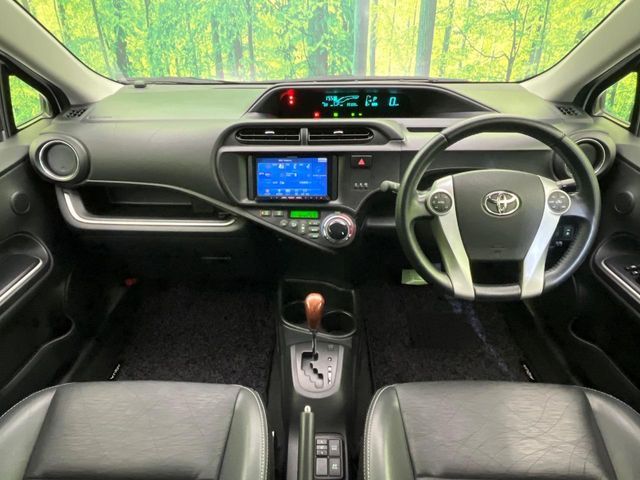 TOYOTA AQUA 2013 Image 31