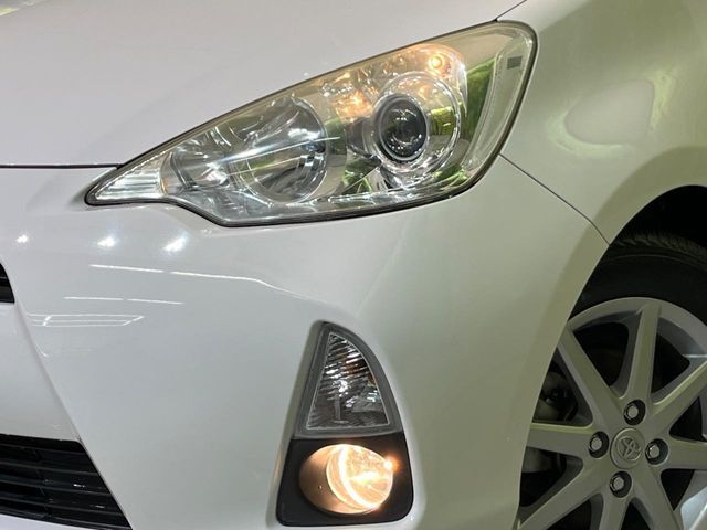 TOYOTA AQUA 2013 Image 31