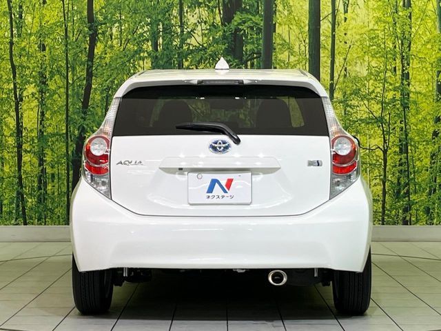 TOYOTA AQUA 2013 Image 31