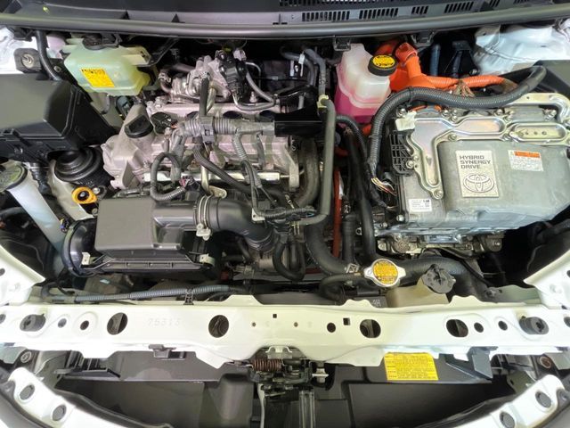 TOYOTA AQUA 2013 Image 31