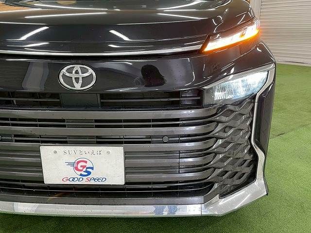 TOYOTA VOXY 2022 Image 31