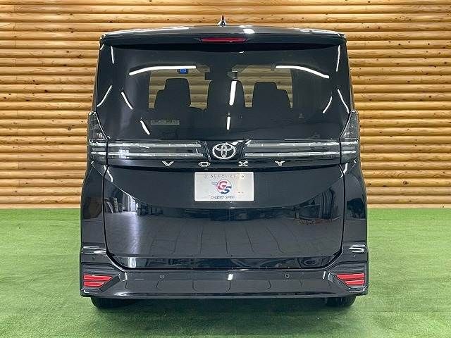 TOYOTA VOXY 2022 Image 31