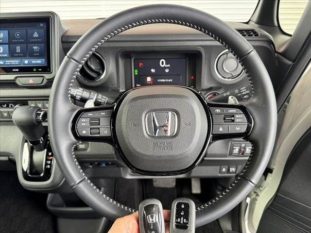 HONDA N BOX CUSTOM 2024 Image 31