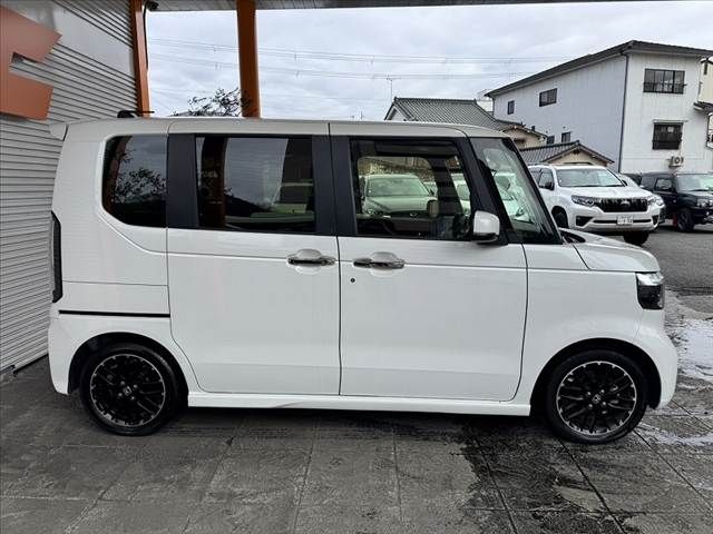 HONDA N BOX CUSTOM 2024 Image 31