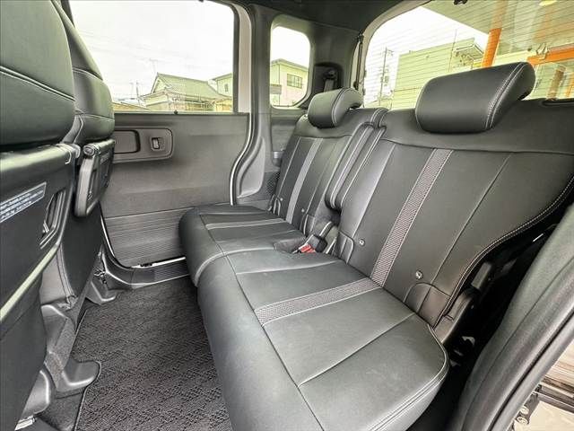 HONDA N BOX CUSTOM 2024 Image 31