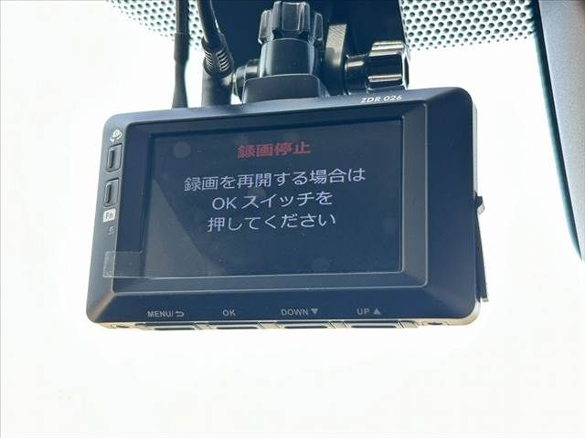 TOYOTA VITZ 2017 Image 31