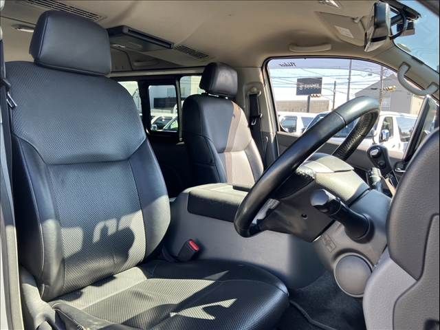 NISSAN NV350 CARAVAN 2020 Image 31