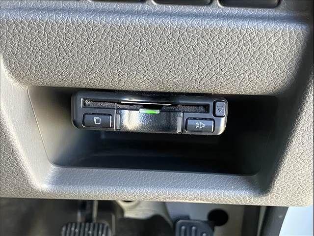 NISSAN NV350 CARAVAN 2020 Image 31