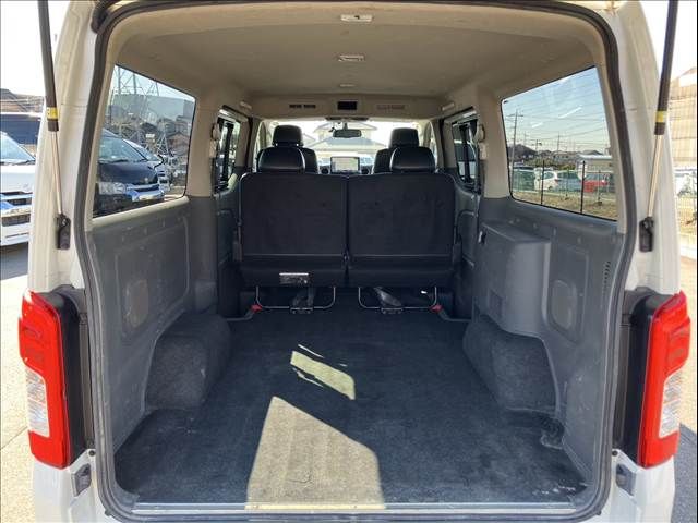 NISSAN NV350 CARAVAN 2020 Image 31