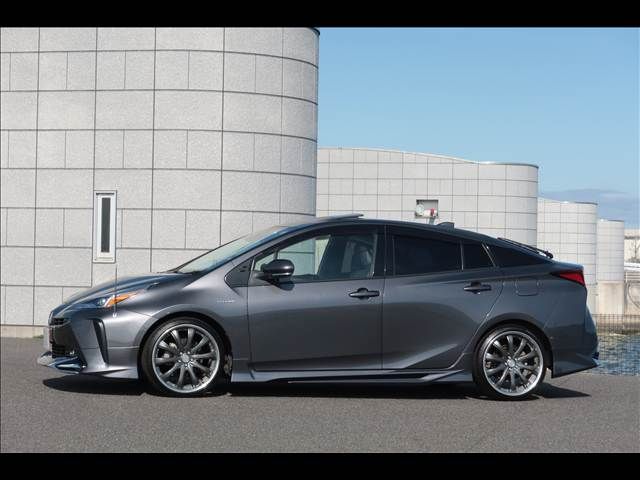 TOYOTA PRIUS 2020 Image 31