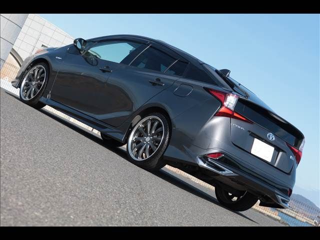 TOYOTA PRIUS 2020 Image 31