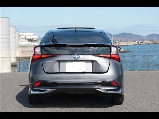 TOYOTA PRIUS 2020 Image 31