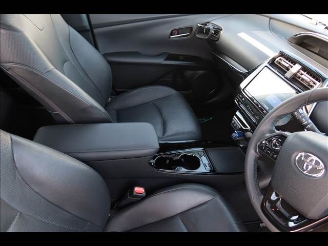 TOYOTA PRIUS 2020 Image 31