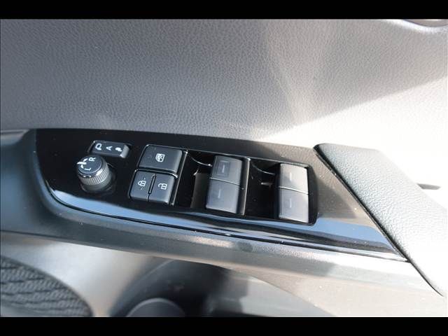 TOYOTA PRIUS 2020 Image 31