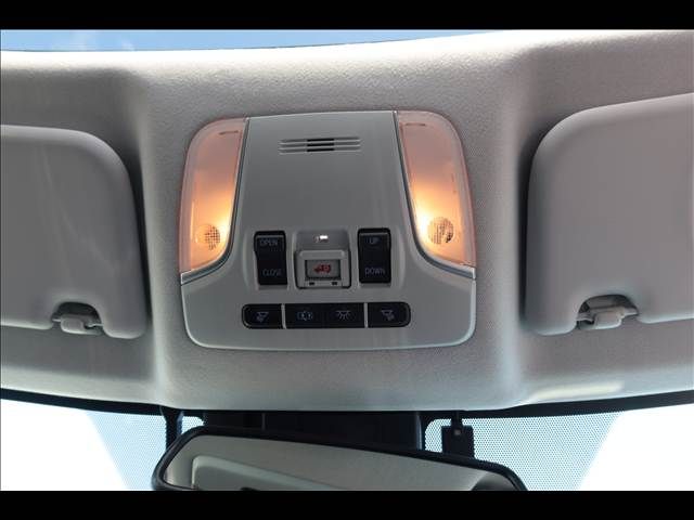 TOYOTA PRIUS 2020 Image 31