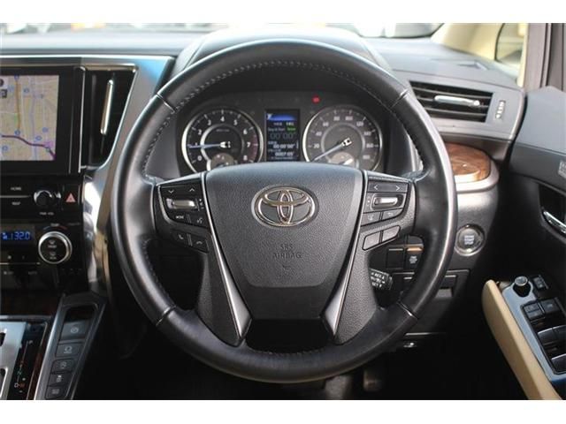 TOYOTA ALPHARD 4WD 2023 Image 31