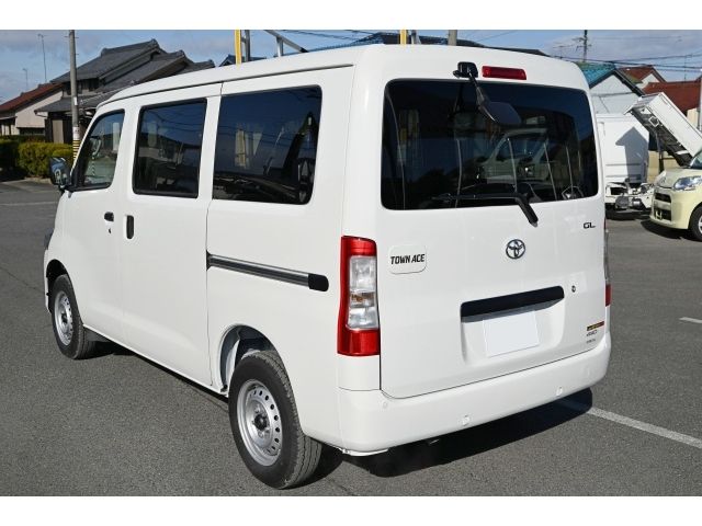 TOYOTA TOWNACE VAN 4WD 2025 Image 31