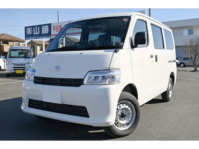 TOYOTA TOWNACE VAN 4WD 2025 Image 31