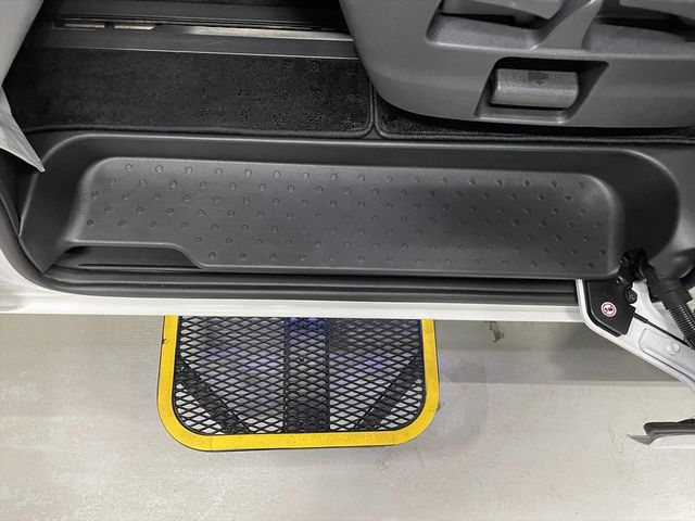 NISSAN SERENA  WG 2020 Image 31