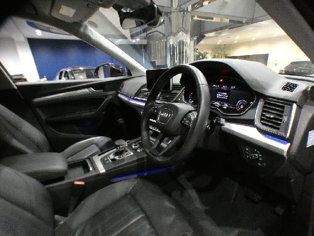 AUDI Q5 2017 Image 31