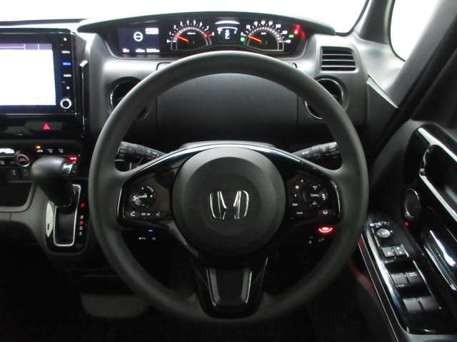 HONDA N BOX CUSTOM 2022 Image 31