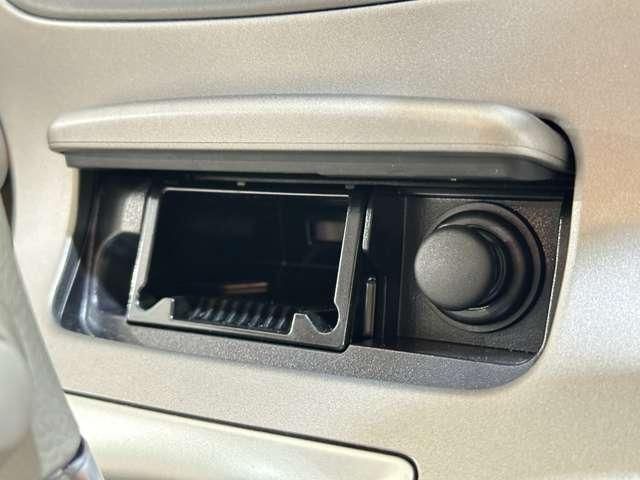 NISSAN SYLPHY 2013 Image 31