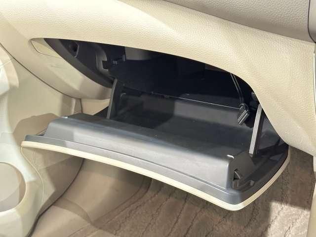 NISSAN SYLPHY 2013 Image 31