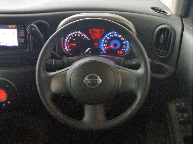 NISSAN CUBE 2012 Image 31