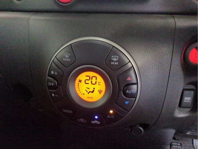 NISSAN CUBE 2012 Image 31