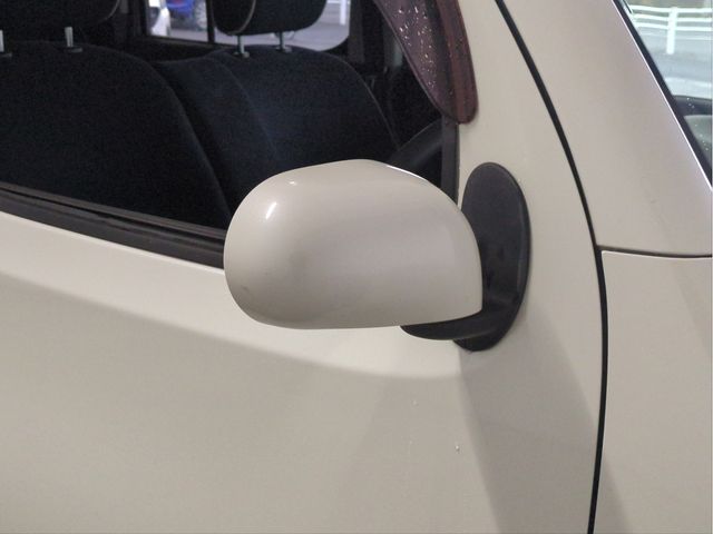 NISSAN CUBE 2012 Image 31