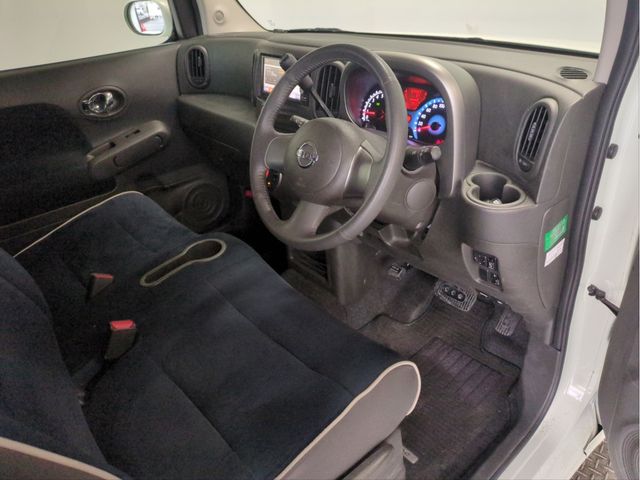 NISSAN CUBE 2012 Image 31