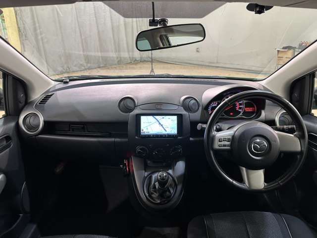 MAZDA DEMIO 2008 Image 31