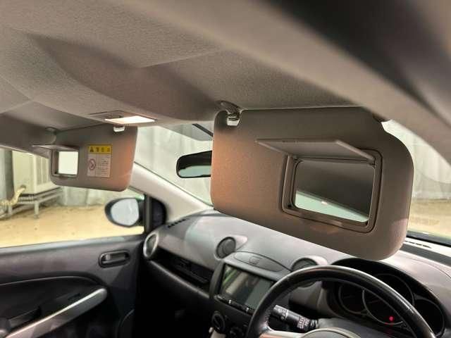 MAZDA DEMIO 2008 Image 31