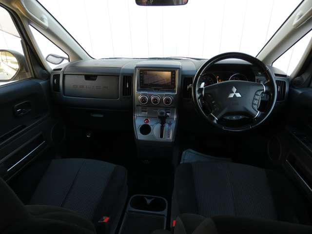 MITSUBISHI DELICA D:5 2WD 2007 Image 31