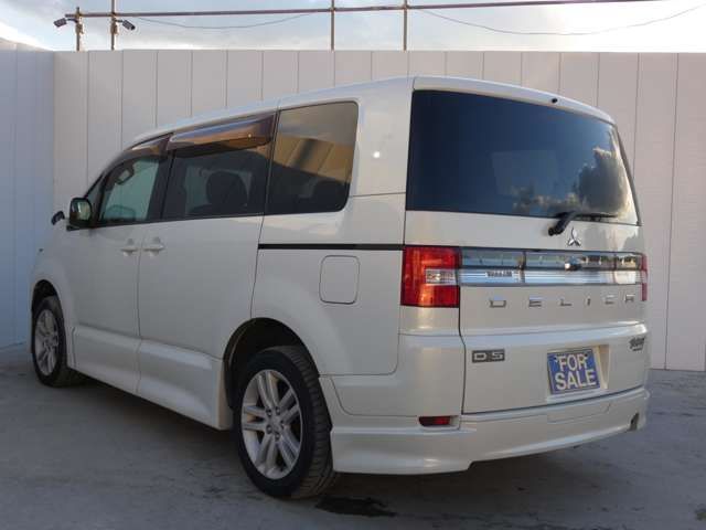 MITSUBISHI DELICA D:5 2WD 2007 Image 31