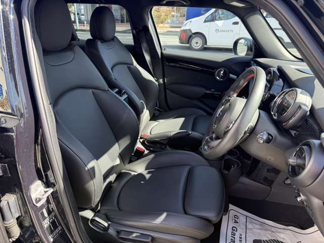 BMW MINI COOPER S 5DOOR 2021 Image 31